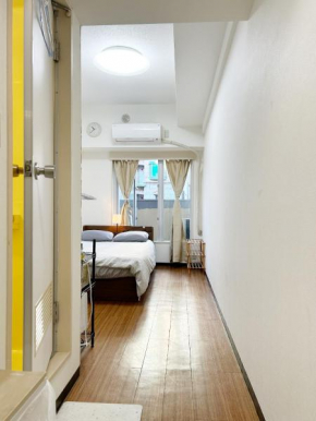 Shinjuku Center新宿中心! 3min walk from subway最近地铁站3分! Shinjuku Kabukicho新宿歌舞伎! 著名连锁大型公寓!314